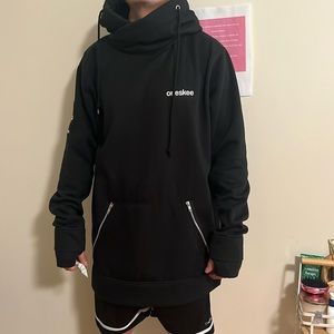 Oversized snowboarding hoodie